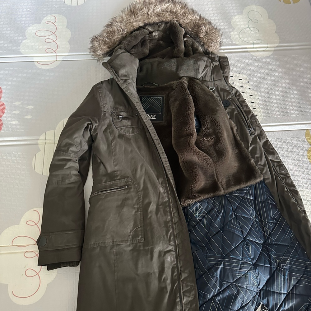TNA Verbier Parka Long SMALL